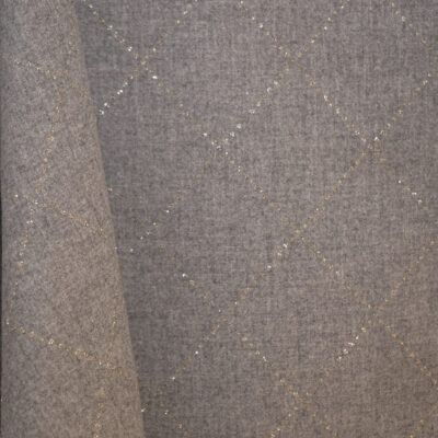 Mia swatch