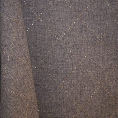Mia swatch