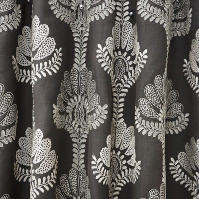 Ressina swatch